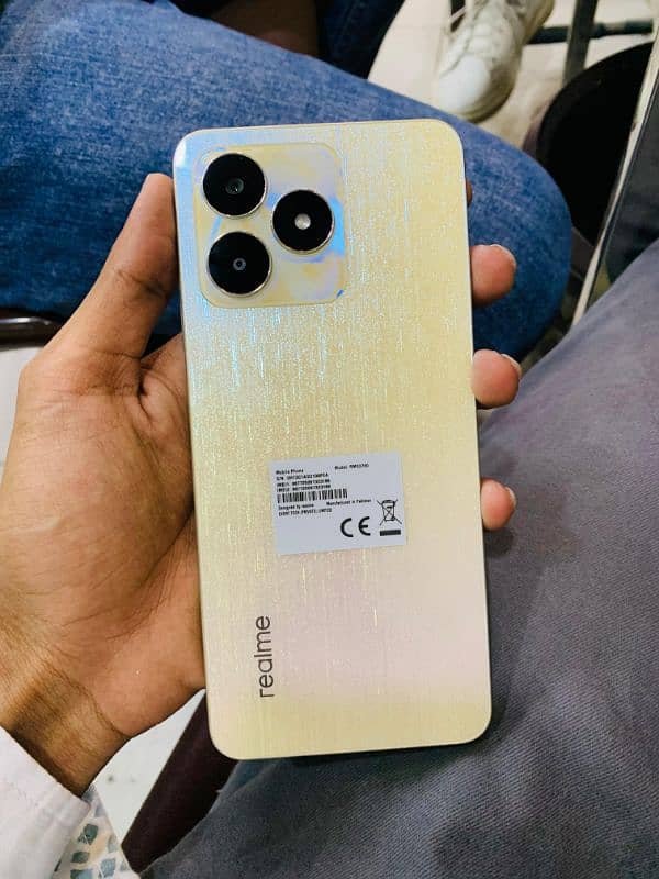 Realme C53 0