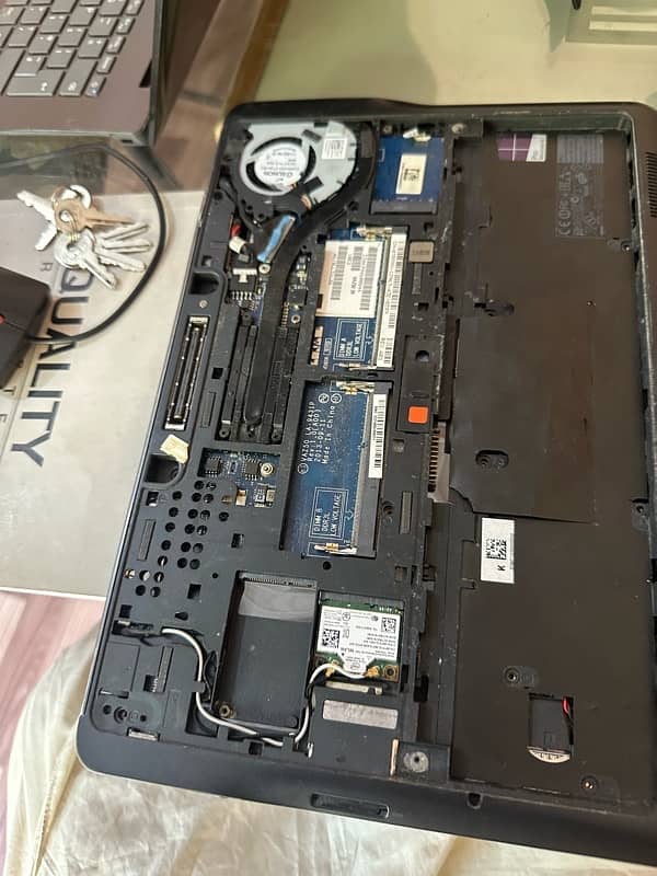 Dell E7240 dead for sale 6