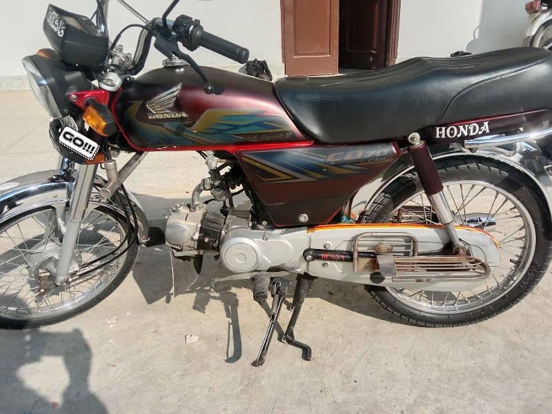 HONDA CD 70 2021 MODEL 5