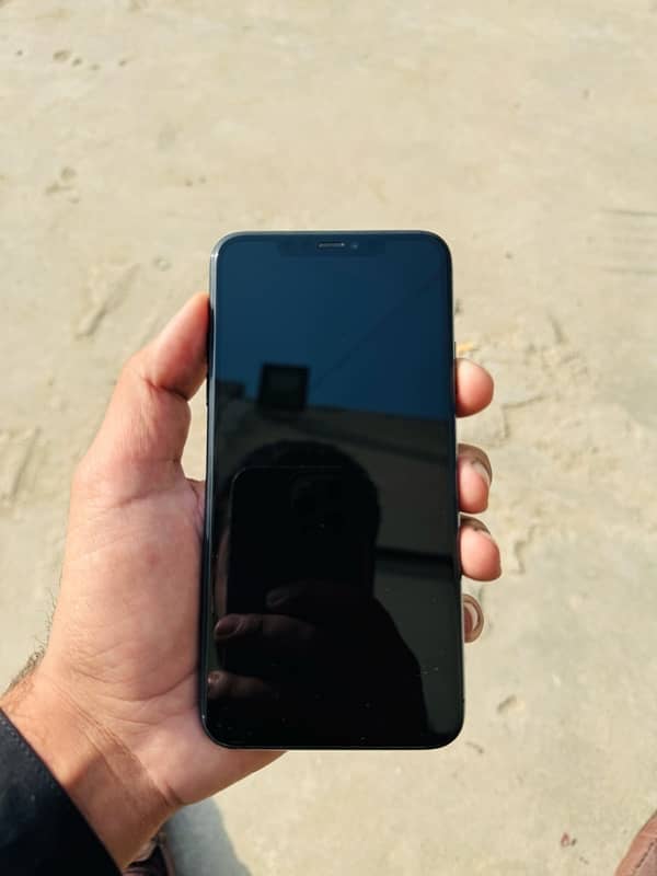 Iphone 11 Pro max non PTA 256 GB 2