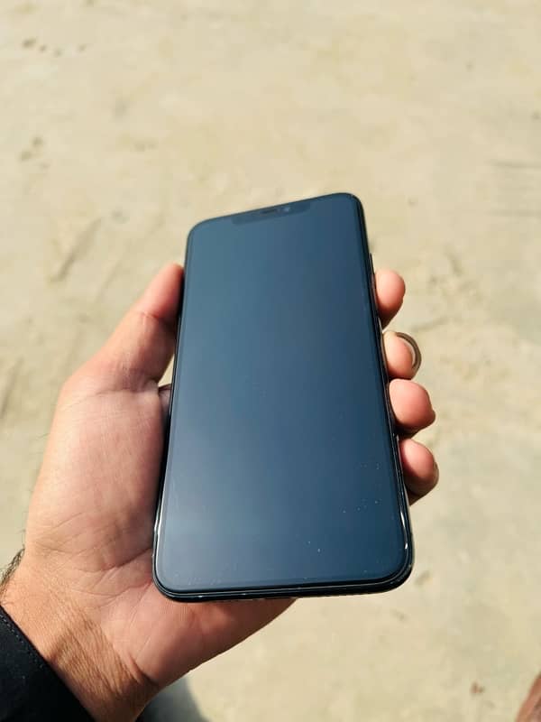 Iphone 11 Pro max non PTA 256 GB 3