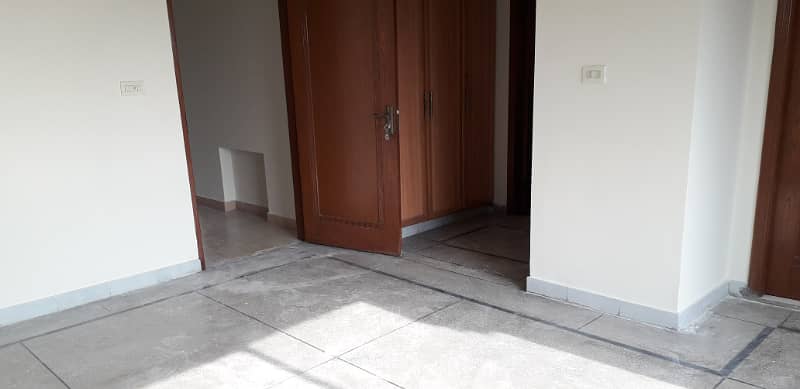 10 Marla House For Rent In Lake City Lahore Block M7A 15