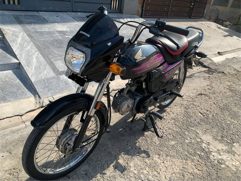 Honda CD 70 Dream 2023 2