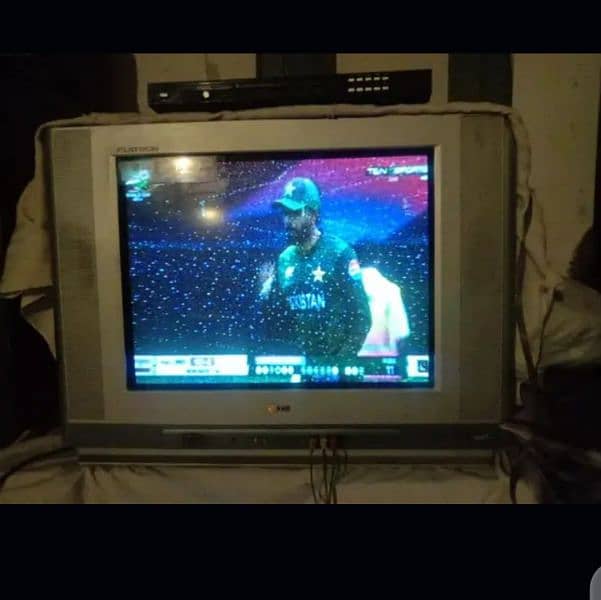 21 inch TV for sale 0