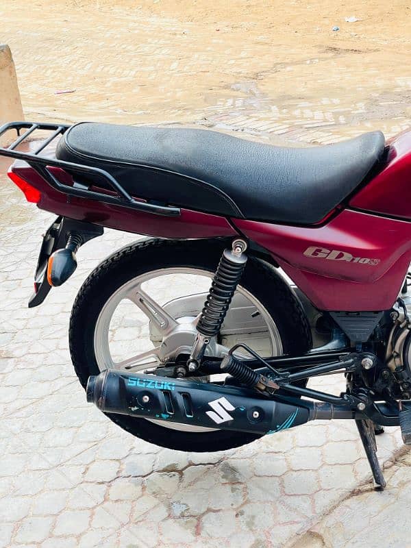 SUZUKI GD 110S 2018(RED) 7