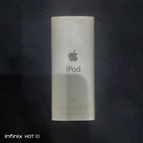 apple IPod with 8GB 5th generation. 1