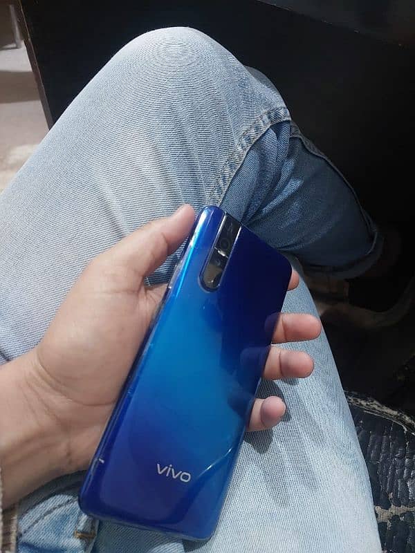 vivo v15 pro 4