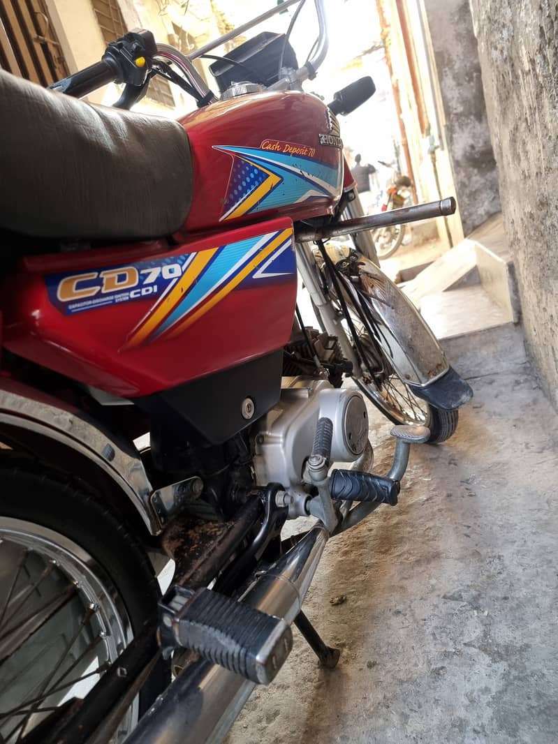 Honda CD 70 8