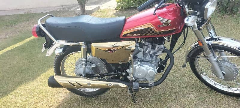 Honda CG 125 GOLD EDITION  brand new condition 1