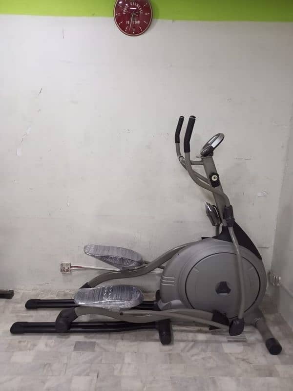 commercial elliptical trainer 9