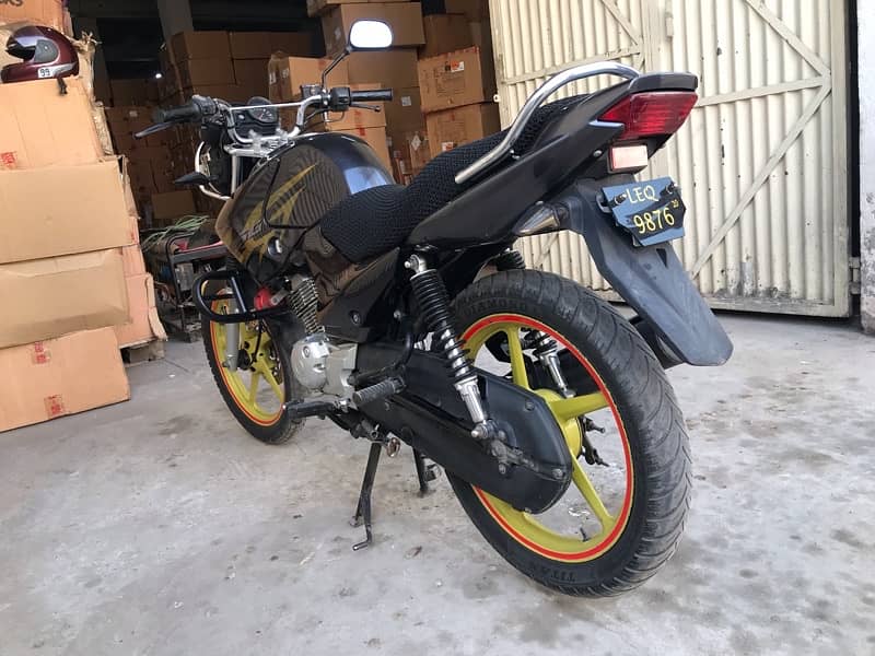 YBR 125-G 13