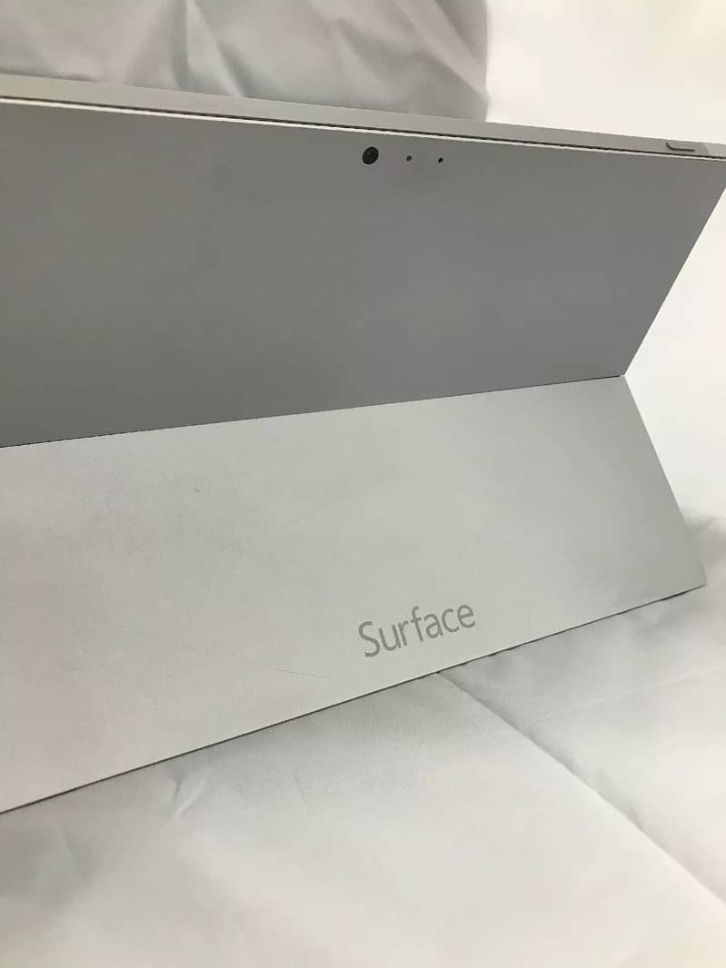 Microsoft surface pro 3 URGENT SELLING 5