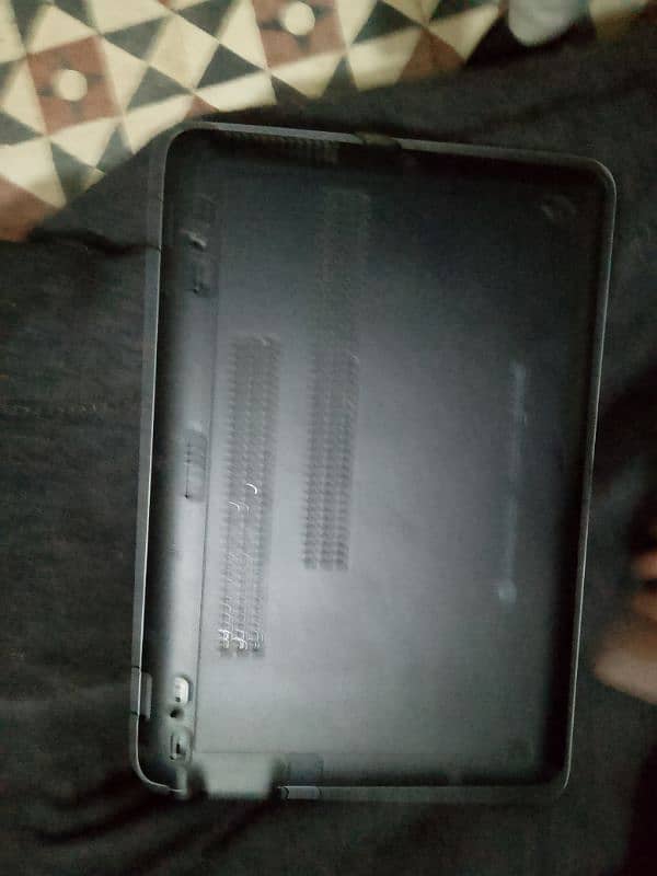 10 by 10 condition all ok 128 gb hard  disk 8 ram HP 9