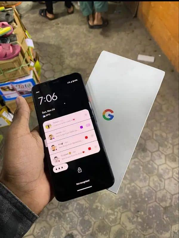 Google pixel 4xl 10/10 Condition 2