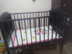 babycot urgent sale in throwaway price