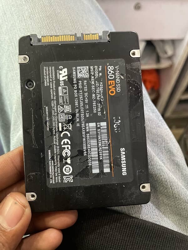 250gb Samsung 860 Evo Nand sad 0