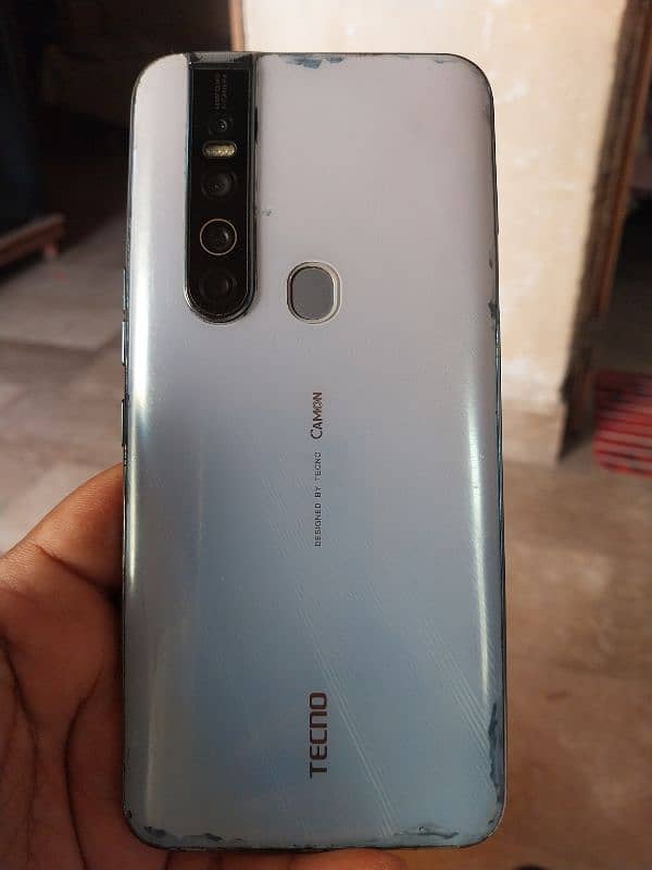 Tecno camon 15 pro 0