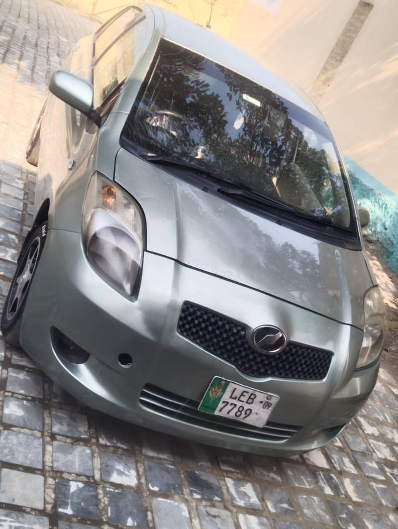 Toyota Vitz Model 2006 Reg 2009 Automatic 4