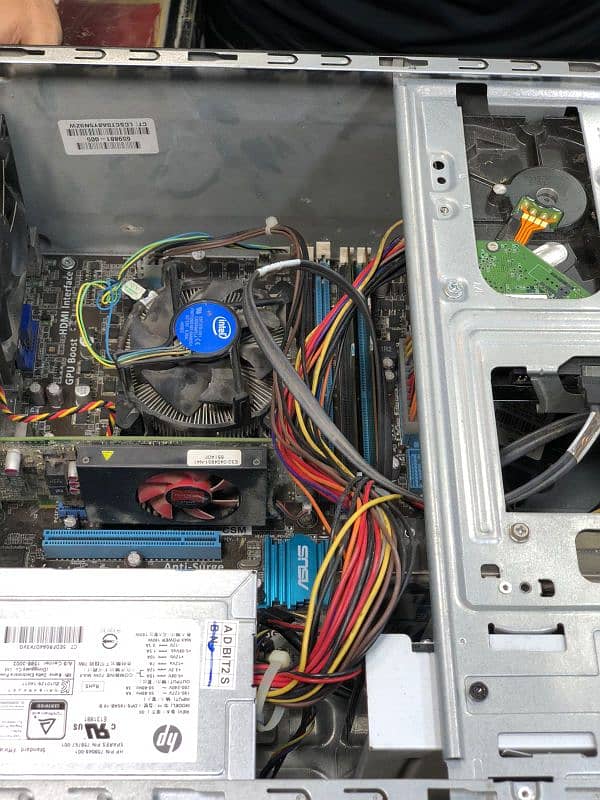 core i5 2nd gen gaming PC with amd card 3