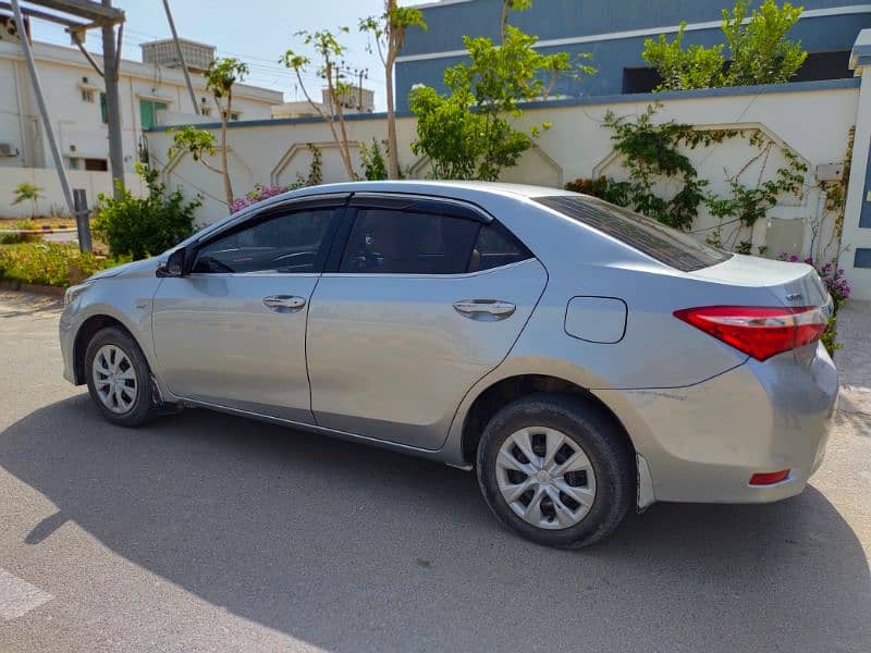 Toyota Corolla XLI 2015 3