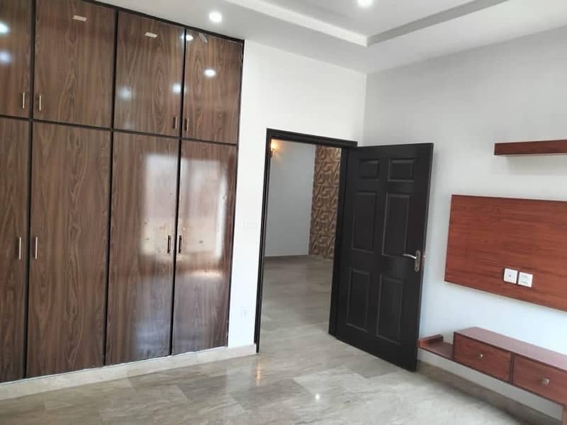 5 Marla upper portion available for rent pak Arab society 2