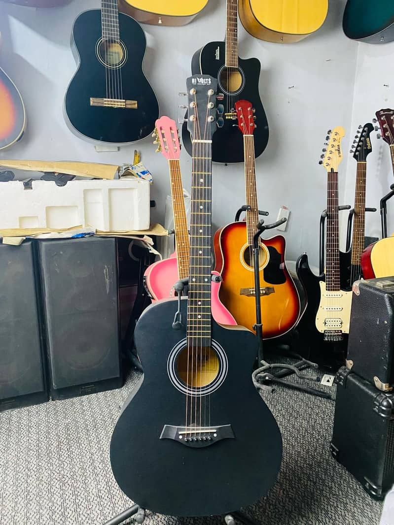 Acoustic Guitars Professhional SALE SALE SALE at happy guitar club 5