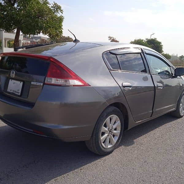 Honda Insight 2014 6