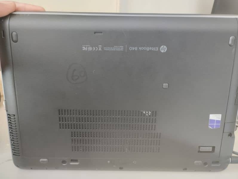 HP elite book 840 G2 4