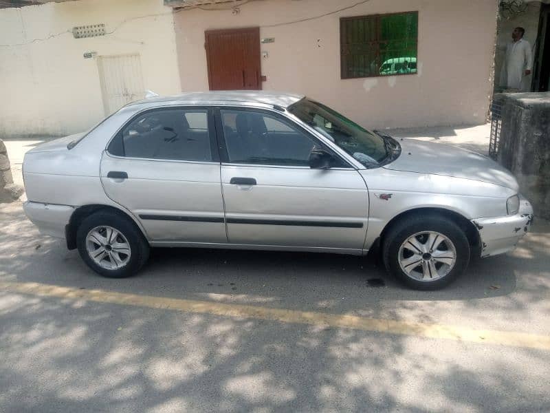 Suzuki Baleno 2001 3