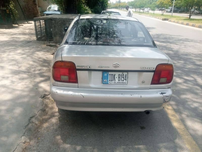 Suzuki Baleno 2001 8