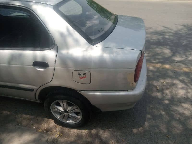 Suzuki Baleno 2001 9