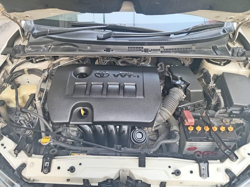 Toyota Corolla Altis Grande CVT-i 1.8 2018 8