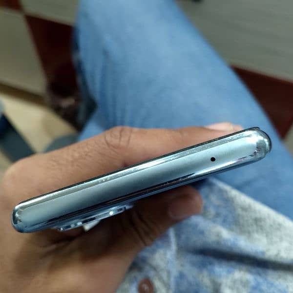 spark edge 20pro 4