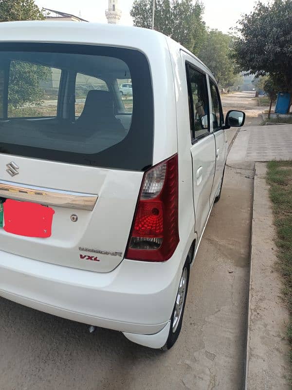 Suzuki Wagon R 2018 6