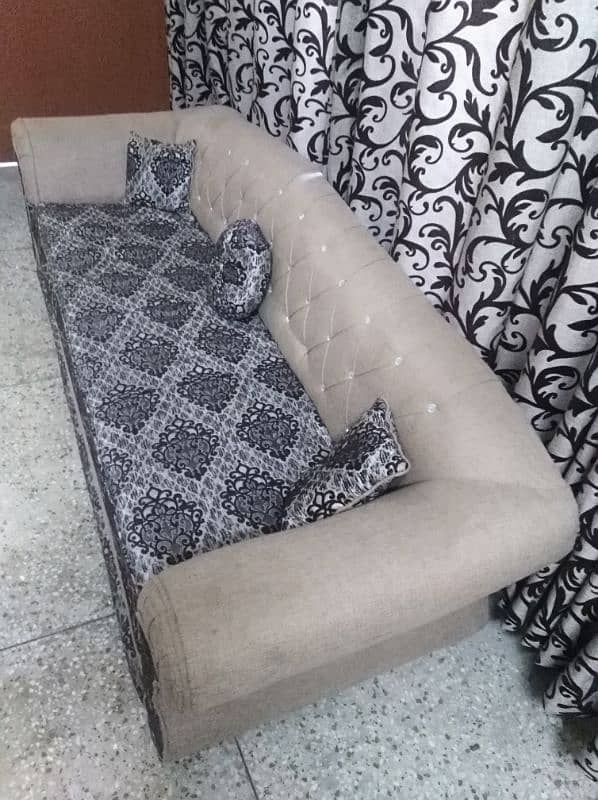 03 Seater Sofa Set in reasonable Price 2