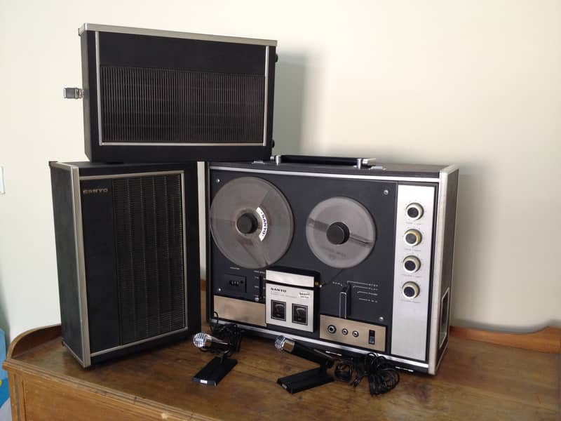 SANYO Reel to Reel (with Free Complimentary Headphones) 7