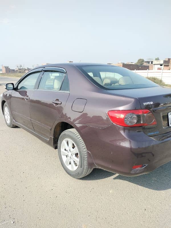 Toyota Corolla Altis 2012 5