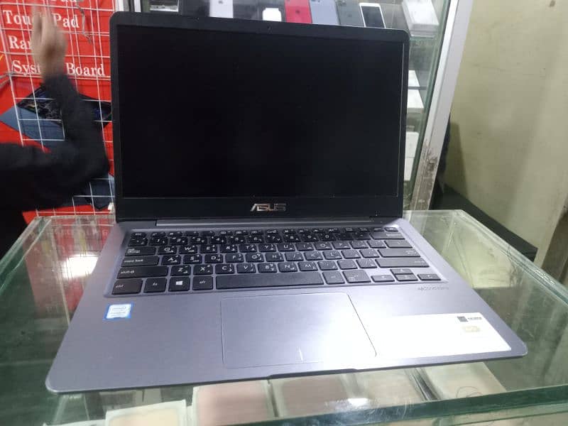 ASUS Vivo book s14 2