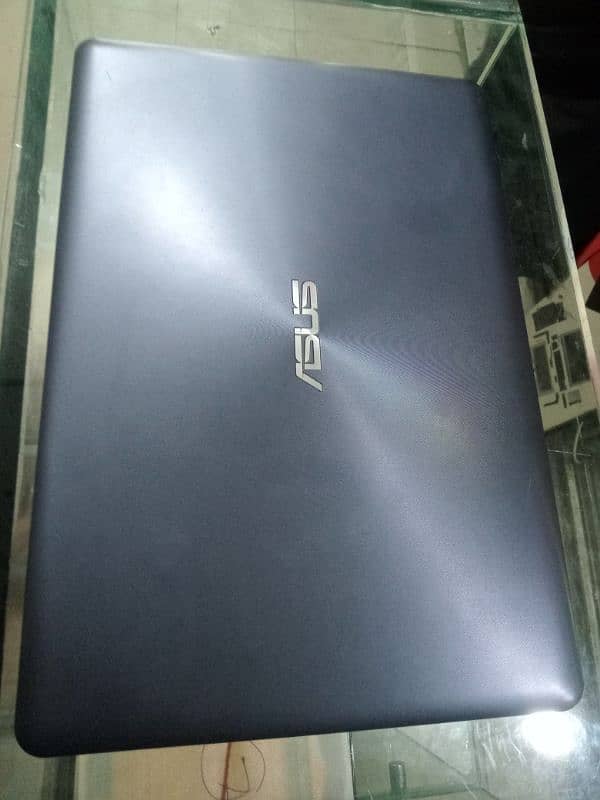 ASUS Vivo book s14 6