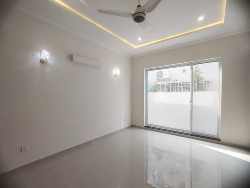 1 Kanal House For sale Is Available In DHA Phase 6 19