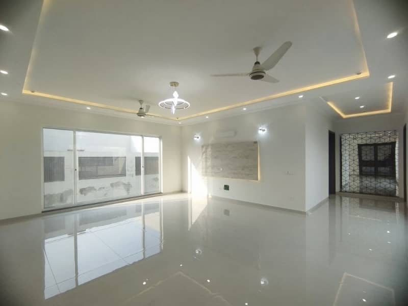 1 Kanal House For sale Is Available In DHA Phase 6 28