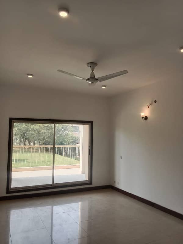 2 KANAL VILLA Available for Rent in DHA Phase 6 RAYA W/ Extra Land 3