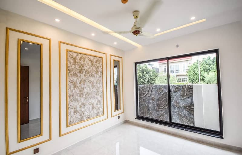 5 Marla luxury House Available For Sale In DHA 9 town Lahore 12