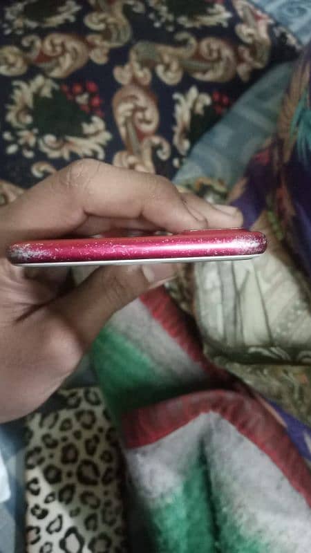 iphone 7 plus red colour 6