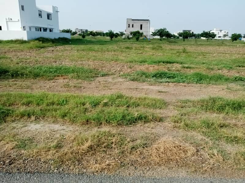 Residential Plot No. 942 150Ft Road For Sale In Dha Lahore Phase-7 Block W 0