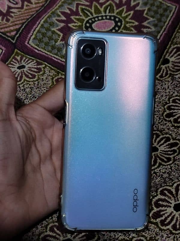 Oppo A76 10