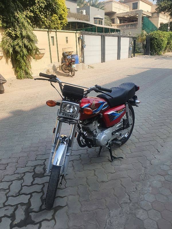 Honda CG 125 2024 3100 km driven 2