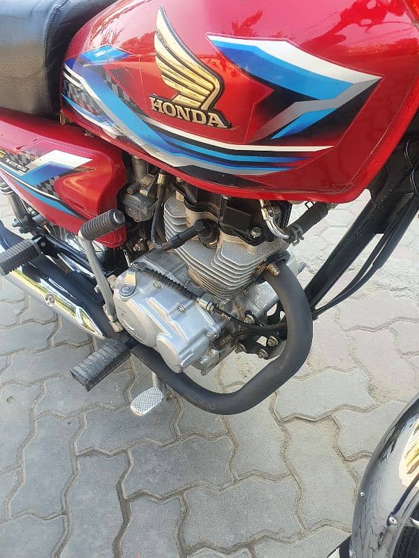 Honda CG 125 2024 3100 km driven 8