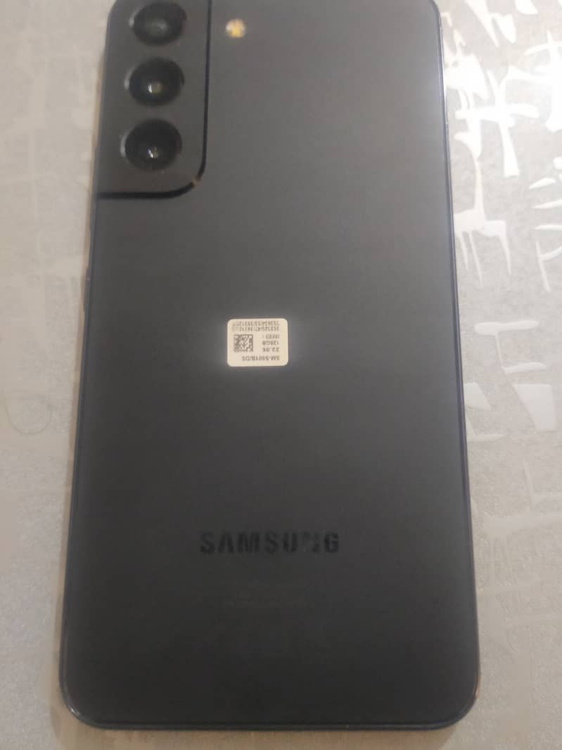 Samsung S22  with box 1