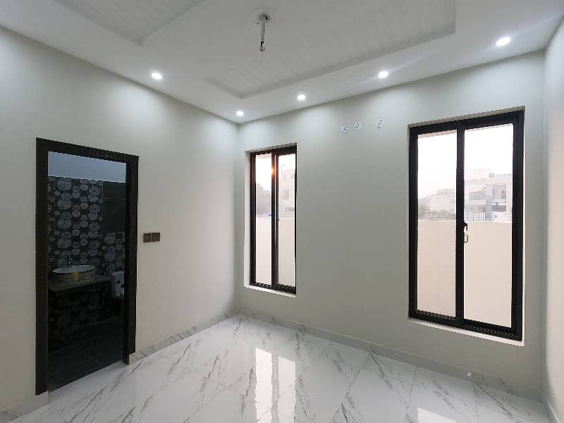 6 Marla House with 5 Bed Rooms Available for Sale in Bahria Nasheman, Lahore 10